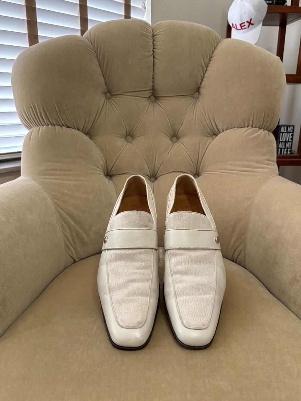 Auth. GUCCI Men's Iconic Bone Linen & Leather Medallion Slip-on Loafers
